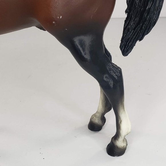 Breyer Horse Proud Arabian Stallion Witez II #212 Mahogany Bay - Picture 13 of 13